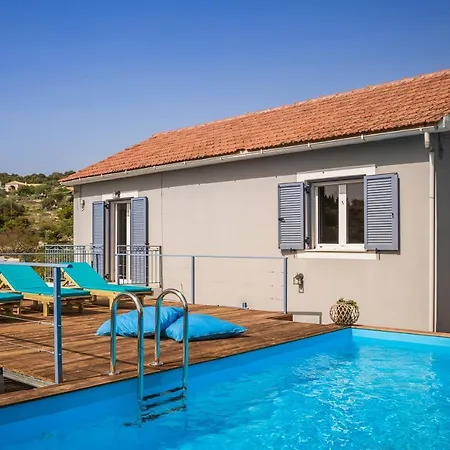 Casa Tselente Apartment